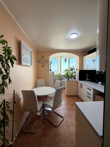 Архітекторська вул., 24