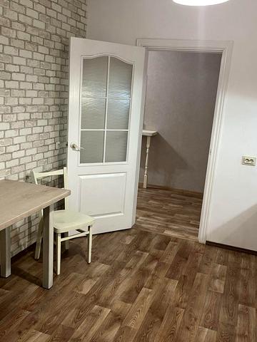 Червоної Калини просп. (Володимира Маяковського), 68