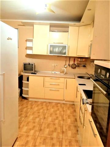 Сухумська вул., 24