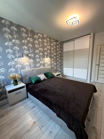 Івана Пулюя вул., 40/13