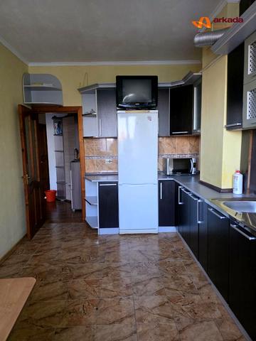 Паркова вул., 18