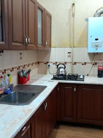 Алчевських вул. (Артема), 27