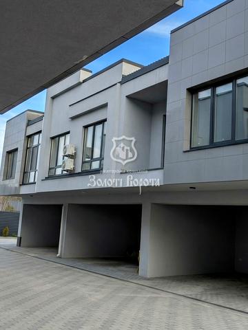 Квартальна, 45