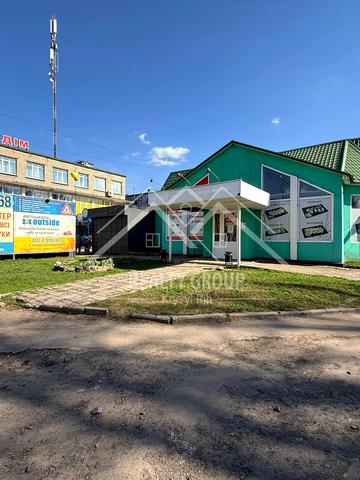 Сонячна вул., 24