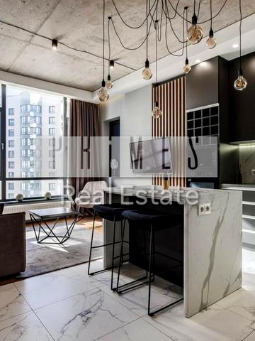 Деміївська вул., 33