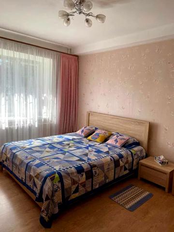 Кирилівська вул. (Фрунзе), 124