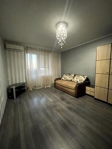 Ушинського вул., 14-Б