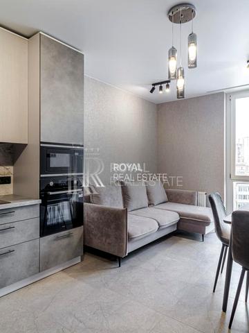 Мокра вул. (Кудряшова), 8-Б