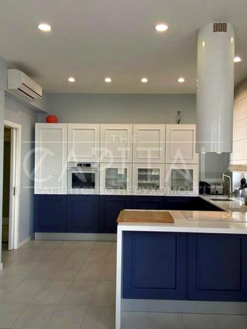 Ділова вул. (Димитрова), 4