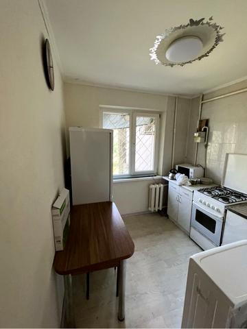 Євгена Танцюри вул., 27/2