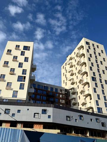 Василя Щурата вул., (Будинок 4)