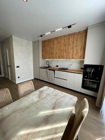 Ольги Кисілевської вул., 37