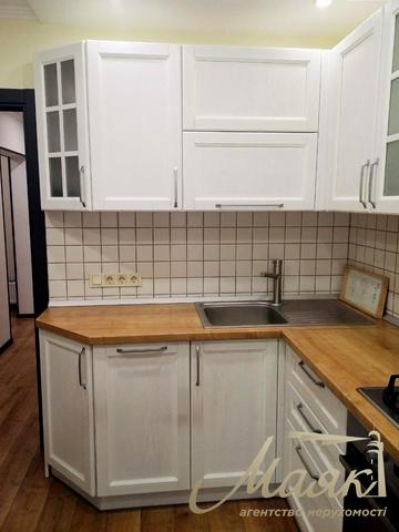 Володимира Українця вул., 57