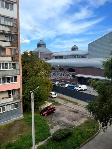 Культури вул., 10