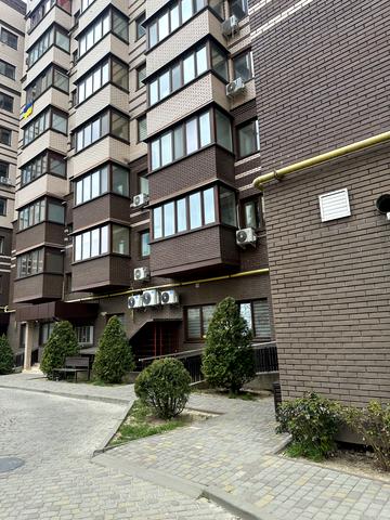 Петра Лінтура вул., 15