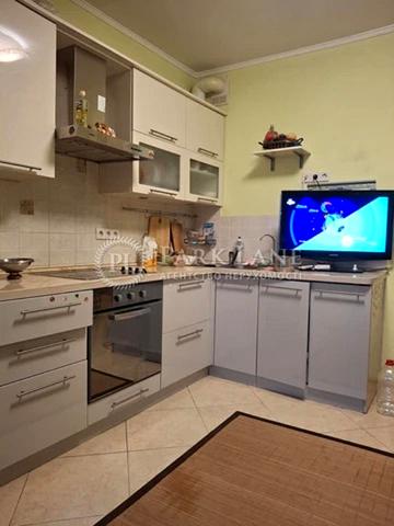 Драгоманова вул., 12-А