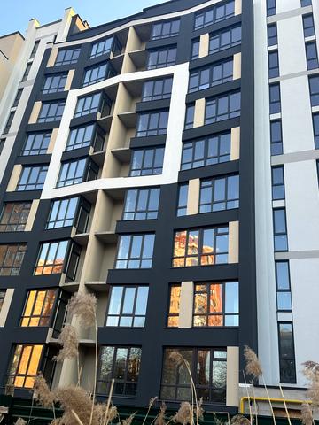 Зарічанська вул., (Будинок)