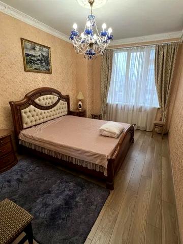Базарна вул., 5/4