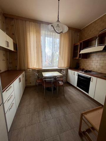 Науки просп. (Леніна), 48