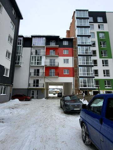 Шептицького вул., (Будинок 3)