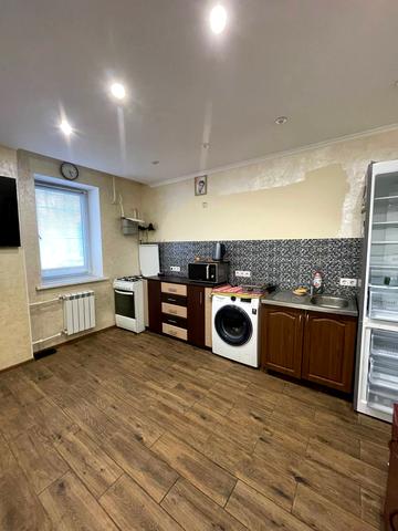 Заячий пров., 10а