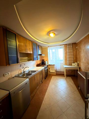 Миколи Шепелєва вул., 13