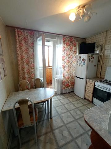 Івана Миколайчука вул. (Серафимовича), 17