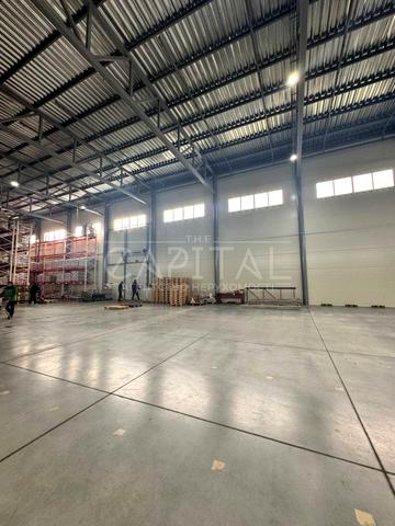 Єдності вул., 4