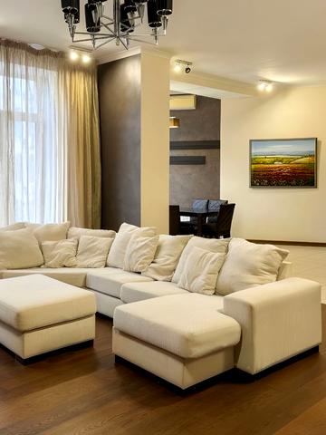 Гетьмана Сагайдачного бульв. (Лідерсівський), 5