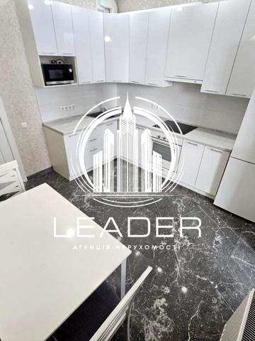 Ревуцького вул., 40-В