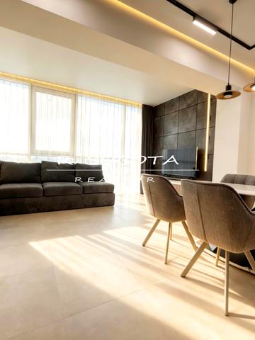 Науки просп. (Гагаріна), 112-Б