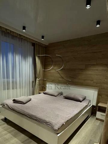 Генерала Шаповала вул. (Механізаторів), 20