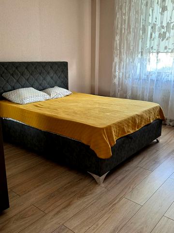 Михайла Грушевського вул., 30в