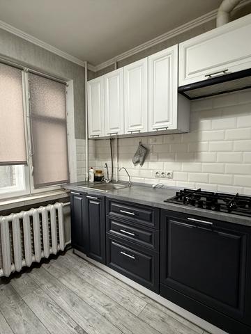 Машинобудівна вул., 25