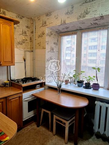 Івана Мазепи вул. (Січневого Повстання), 4-А