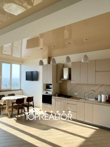 Станіслава Партали вул. (Балакірєва), 17