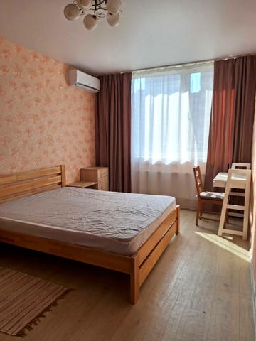 Європейського Союзу просп. (Правди), 41-Д