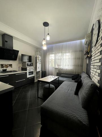 Крайня вул., 21