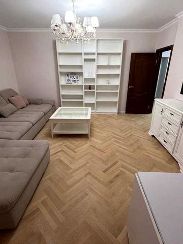 Кадетський Гай вул., 3