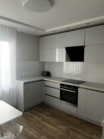 Ясинуватський пров., 11