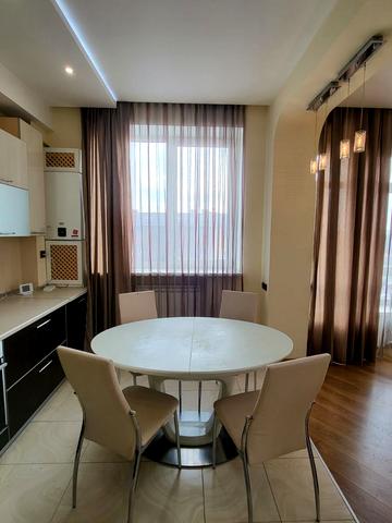 Новоолександрівська вул., (Будинок 2)