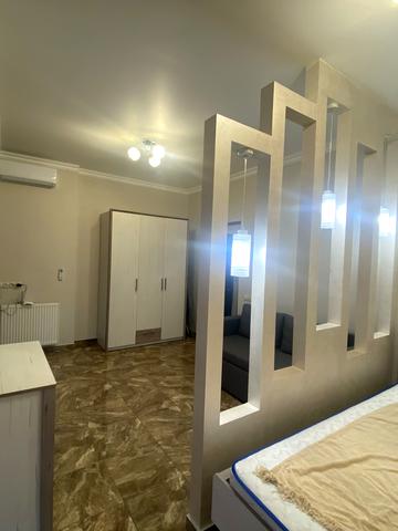 Капушанська вул., 150