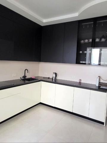 Молочна вул. (Кірова), 11