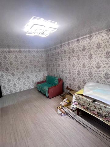 Десантників вул., 10