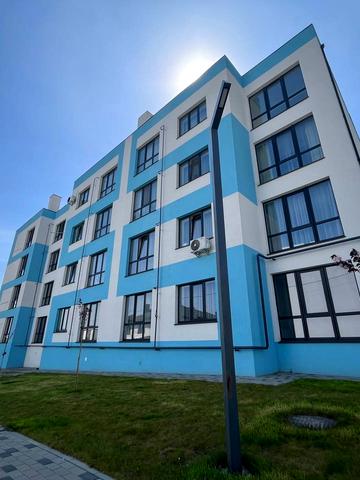 Фабрична вул., (Будинок 1)