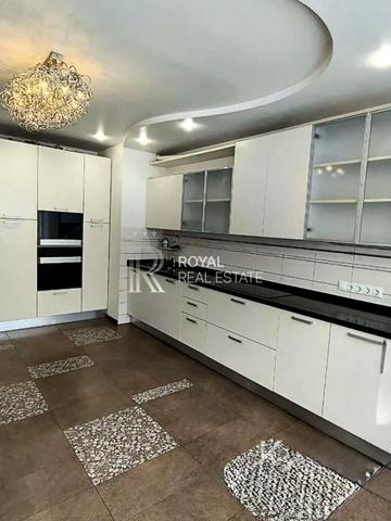 Микільсько-Слобідська вул., 2-В