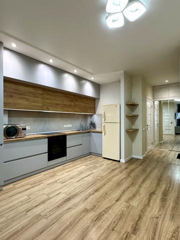 Центральна вул., 19