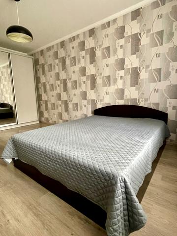 Урлівська вул., 14