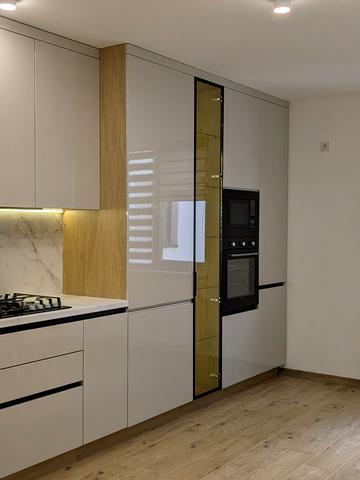 Незалежності вул., 148а