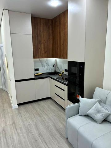 Краснова вул., (67 перлина)